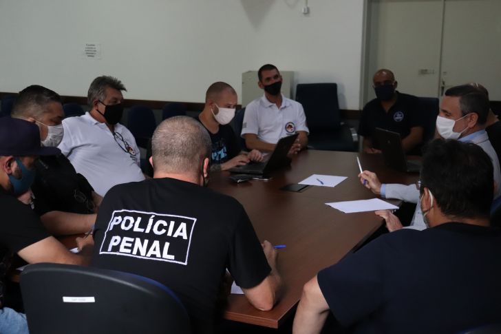 Dirigentes do Fórum Penitenciário na reunião com a SAP. Foto: Lucas Mendes/SINDCOP